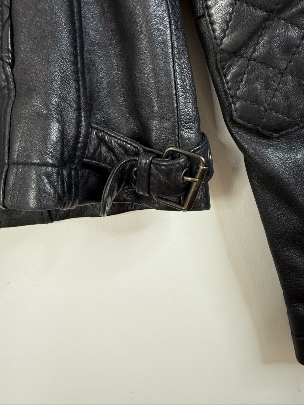 7th Ave. Black genuine leather, quilted, patch elbows, hooded Moto jacket. XS - Picture 5 of 10
